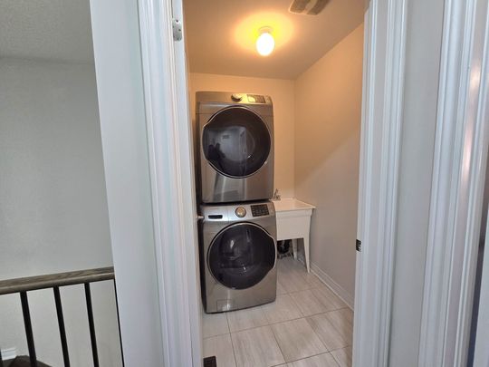 For Lease - 95 Cathedral Drive, Whitby, Ontario - Photo 1