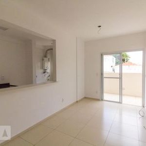 Apartamento para alugar com 68m², 1 quarto e 1 vaga - Foto 2