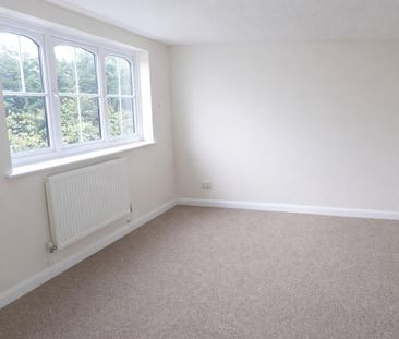 1 bedroom terraced house to rent - Photo 4