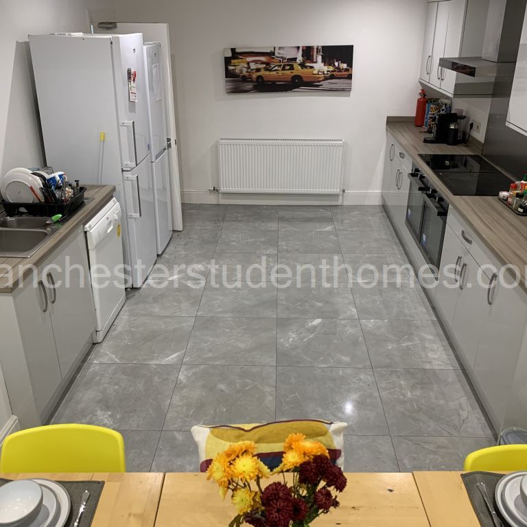 Fairholme Road, Manchester, M20 4SA - Photo 1