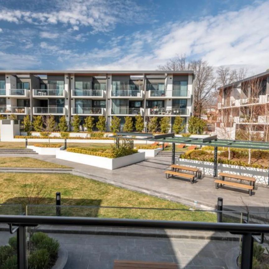 Executive Apartment Living in the Heart of Canberra's Inner South - Photo 1