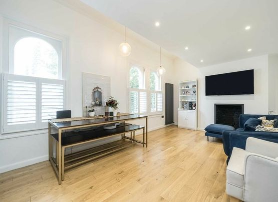 Chiswick High Road - Photo 1