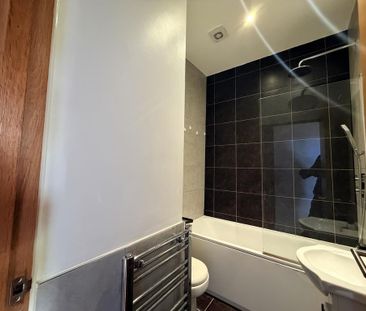 2 bedroom flat to rent - Photo 6
