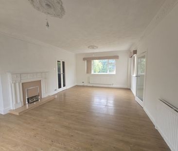 3 bed Bungalow - To Let - Photo 1
