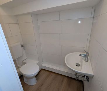 Pronájem bytu 3+1 • 90 m² bez realitky, Bádensko-Württembersko - Photo 2