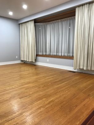 For Lease - 2186 Truscott Drive Unit# Upper, Mississauga, Ontario - Photo 1