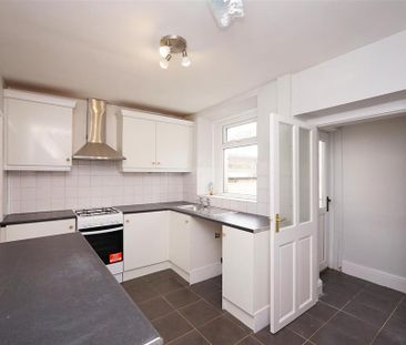 3 bedroom house to rent - Photo 3