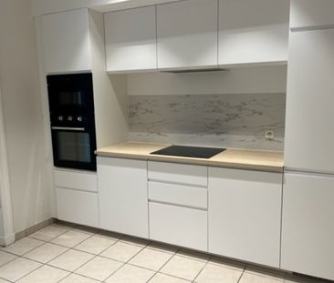Louer appartement 5 pièces de 177 m² - Photo 3
