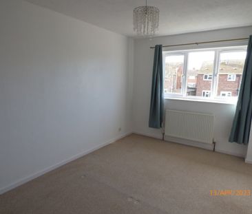 Nuffield Close, Gorleston - Photo 4