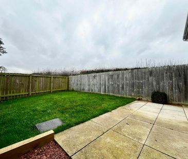 3 bedroom semi-detached house to rent - Photo 4