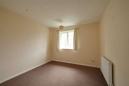 Wren Close, Mildenhall, Bury St. Edmunds, Suffolk, IP28 - Photo 2