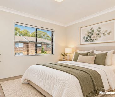 Spacious Three-Bedroom Villa in Prime Castle Hill Location - Photo 2