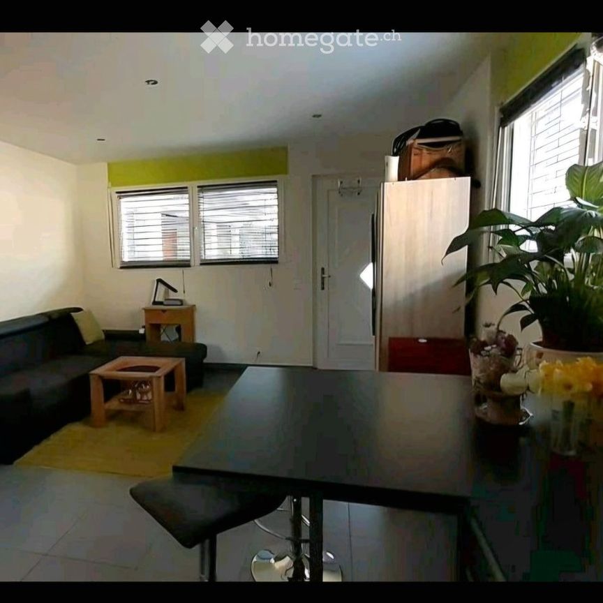 Studio à louer - Photo 1