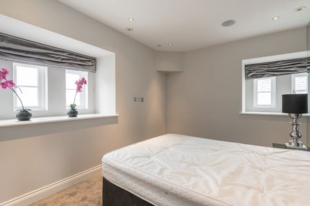 3 bedroom penthouse to rent - Photo 4