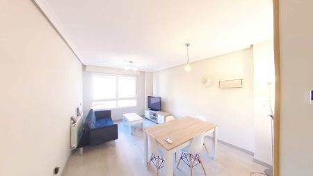 Piso de alquiler en Calle Esperanza Sánchez Carrascosa, Valdeacederas - Photo 3