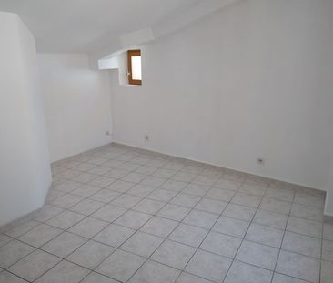 Location Appartement 3 pièces 60m² ROUSSET 13790 - Photo 6