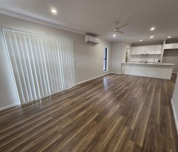 25 Stay St, Ferny Grove QLD 4055 - House For Rent | Domain - Photo 3