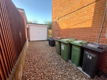 Ludlow Close, Leicester - Photo 2