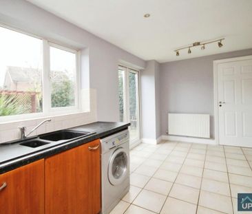 4 bedroom detached house to rent - Photo 3