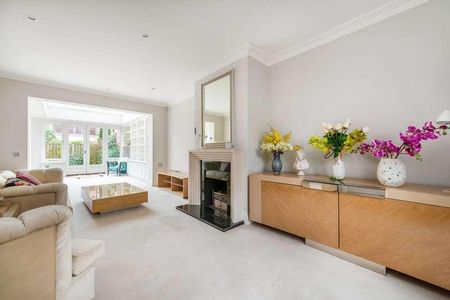 Chalmers Way, St Margarets, TW1 - Photo 2