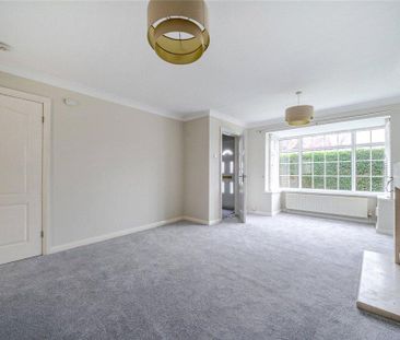 3 bedroom detached house to rent - Photo 3