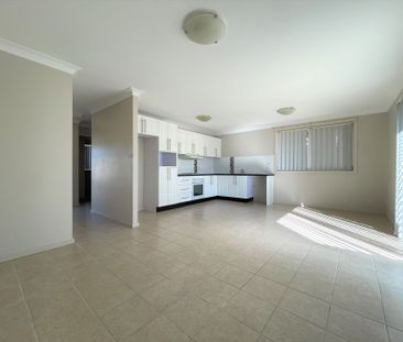 Neat & Low-Maintenance Living in Beresfield - Photo 3