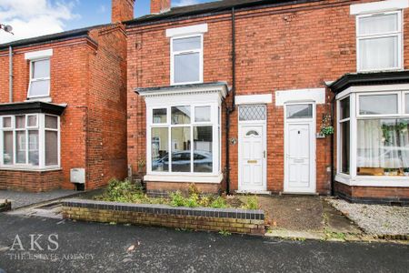 2 bedroom semi-detached house to rent - Photo 5