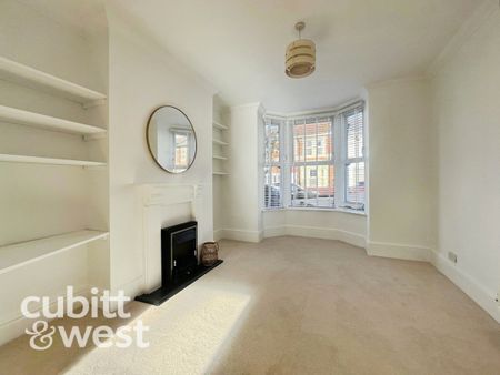 3 bedroom terraced house to rent - Photo 2