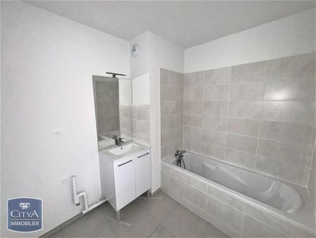 Appartement à louer 3 pièces 69.33m² - Photo 2