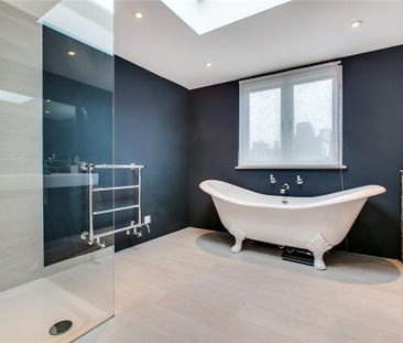 4 bedroom end of terrace house to rent - Photo 5