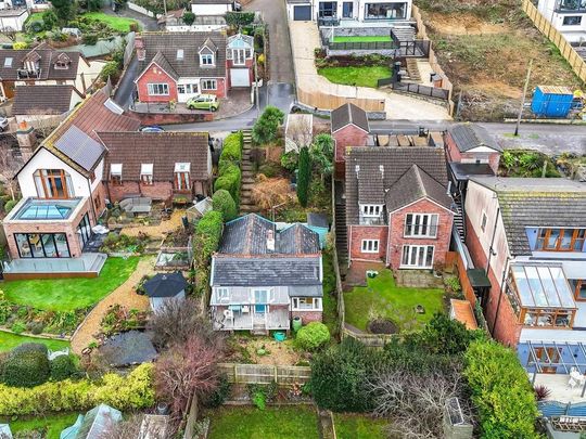 2 bedroom bungalow to rent - Photo 1