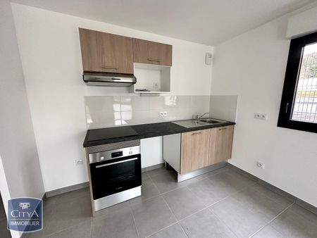 Location Appartement 3 pièces 67m² GRAND COURONNE 76530 - Photo 2