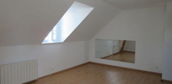Location Appartement 2 pièces 29m² - Photo 2