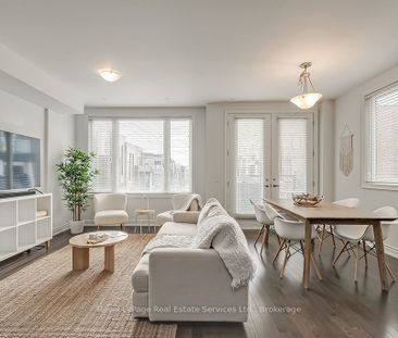 For Lease - 3074 Cascade Common, Oakville, Ontario - Photo 4