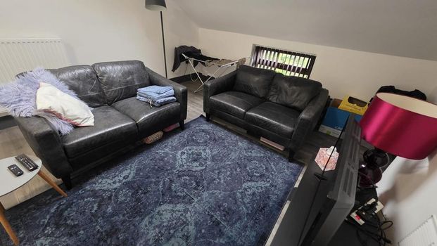 2 bedroom flat to rent - Photo 1