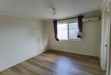 Generous 4-Bedroom Home Offering Space, Comfort & Everyday Convenience - Photo 3