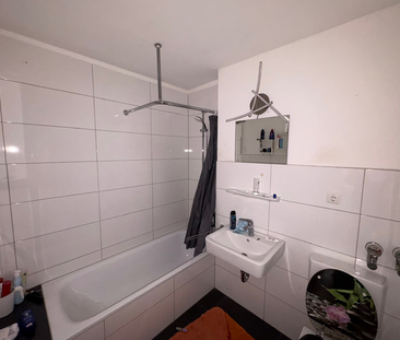 Familienwohnung - 4-Zimmer-Wohnung in Mönchengladbach Schmölderpark... - Photo 1