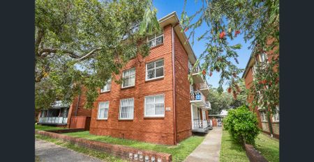 STUNNING BRAND NEW PRESENTATION & RENOVATION - Photo 5