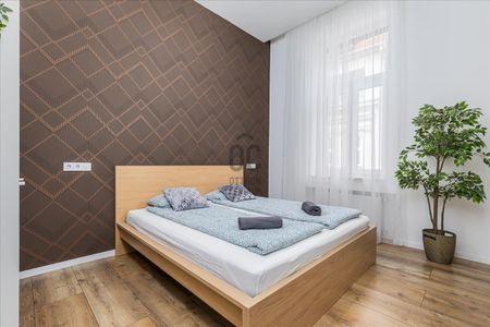 Kiadó újszerű állapotú lakás - Budapest VI. kerület - Fotó 3
