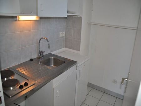 Résidence La Terrasse des Facs 42 avenue Léon Blum, 63000, Clermont-Ferrand - Photo 3