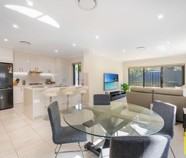 Immaculately presented family home - Photo 6