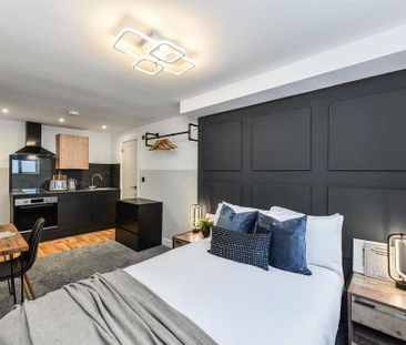 Studio to rent - Photo 6