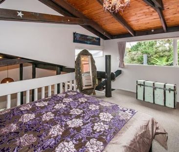 Modern Birkdale Home with Outdoor Space - Photo 3