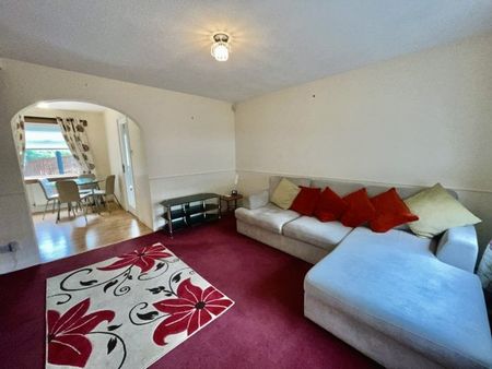 Ballayne Drive, Glasgow, G69 - Photo 4