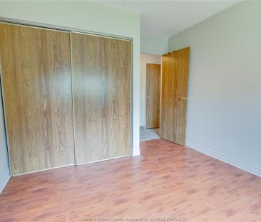 For Lease - 3355 SANDWICH Street Unit# 104, Windsor, Ontario - Photo 6