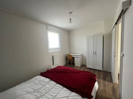 MAISON MEUBLÉE ENTIEREMENT RÉNOVÉE IDÉALE COLOCATION - PROCHE CITADELLE - Photo 4