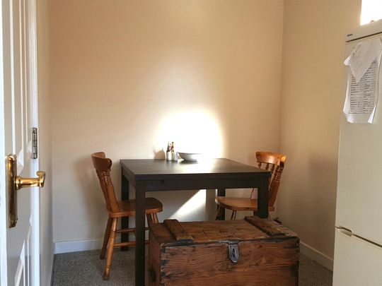 2 Double Rooms to let in Flat share, 10 min walk to Talbot Campus - Photo 1