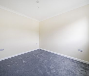 4 bedroom detached house to rent - Photo 6