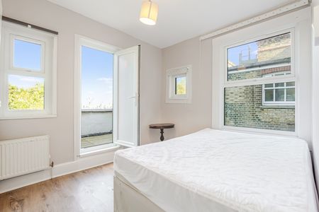 5 Bed Flat, London, SE5 - Photo 5