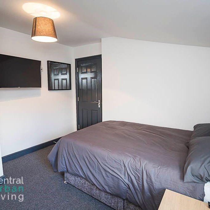 To Rent Catherine Street, **Available From August 2025 - 6 Bedrooms**, Chester - Photo 1